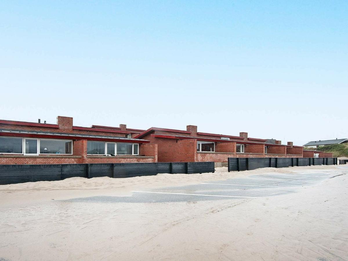 Two-Bedroom Holiday Home In Henne 7 Henne Strand Exterior foto
